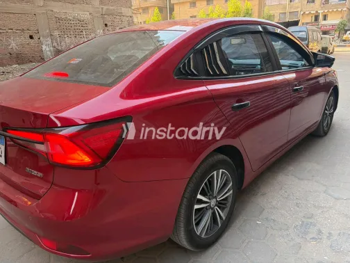ام جى 5 2026 أحمر CVT مستعملة للبيع في القاهرة الكبرى ( القاهرة - الجيزة) - 9