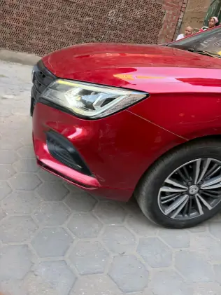 ام جى 5 2026 أحمر CVT مستعملة للبيع في القاهرة الكبرى ( القاهرة - الجيزة)