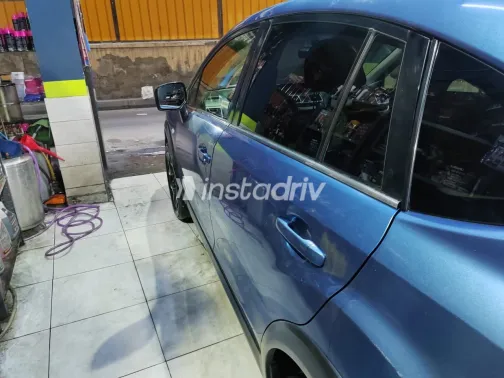 Subaru XV 2016 Blue Automatic Used for Sale in Greater Cairo ( Cairo + Giza) - 3