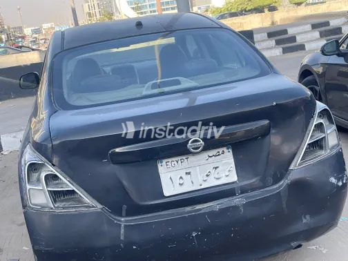 Nissan Sunny 2013 Black Manual Used for Sale in Greater Cairo ( Cairo + Giza) - 3