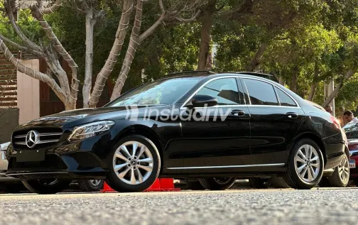 Mercedes C 180 2019 Black Automatic Used for Sale in Greater Cairo ( Cairo + Giza) - 3