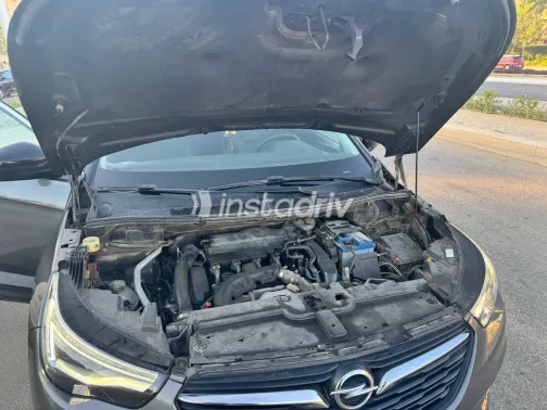 Opel Grandland 2020 Dark Gray Automatic Used for Sale in Greater Cairo ( Cairo + Giza) - 7