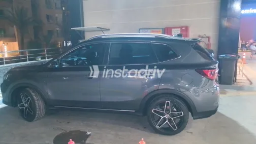 MG RX5 Plus 2025 Gray Automatic Used for Sale in Greater Cairo ( Cairo + Giza) - 7