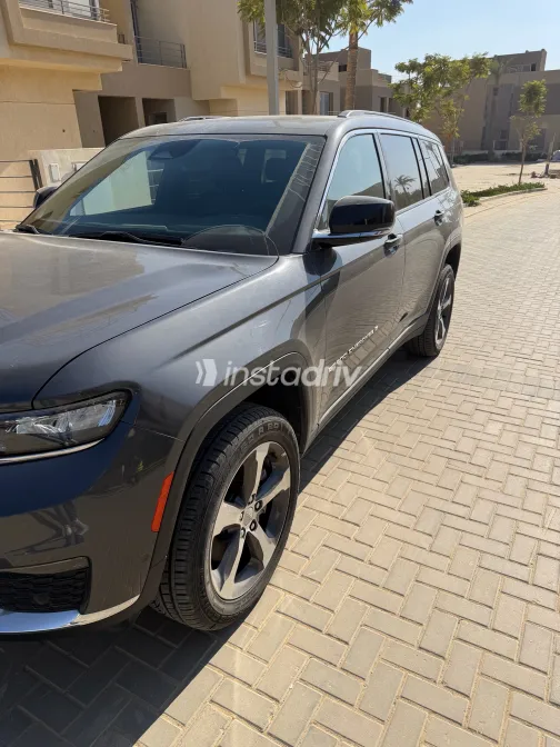 Jeep Grand Cherokee 2025 Gray Automatic Used for Sale in Greater Cairo ( Cairo + Giza) - 2