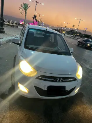 Hyundai I10 2014 White Automatic Used for Sale in Greater Cairo ( Cairo + Giza)