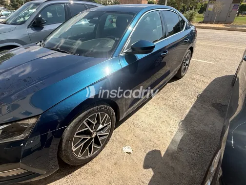 سكودا اوكتافيا A8 2021 أزرق أوتوماتيك مستعملة للبيع في القاهرة الكبرى ( القاهرة - الجيزة) - 5