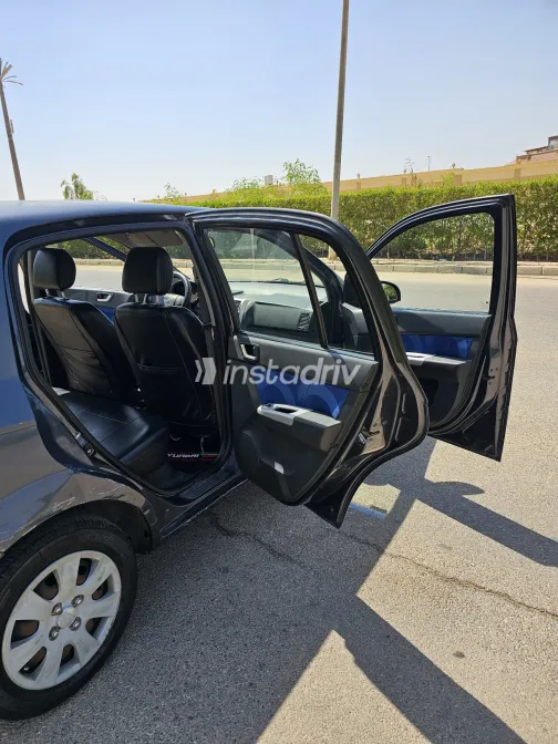 Hyundai Getz 2010 Dark Gray Automatic Used for Sale in Greater Cairo ( Cairo + Giza) - 3