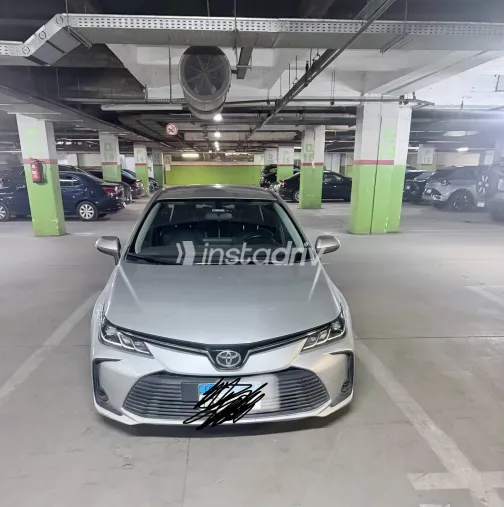 Toyota Corolla 2020 Silver Automatic Used for Sale in Greater Cairo ( Cairo + Giza) - 1