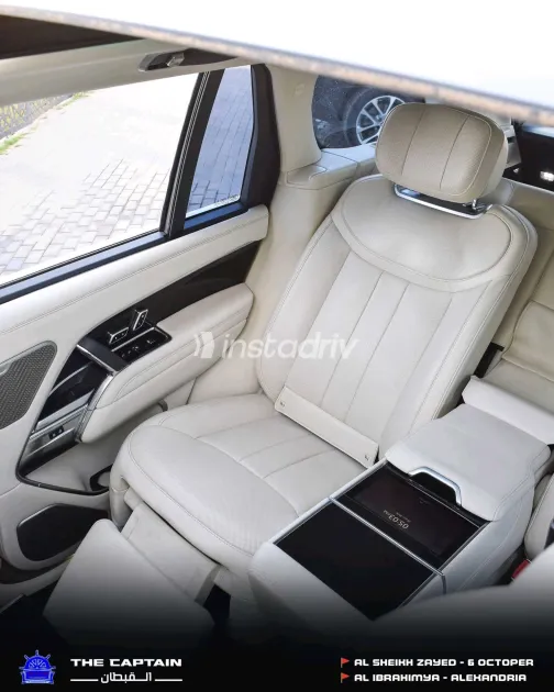 Land Rover Range Rover 2023 White Automatic Used for Sale in Greater Cairo ( Cairo + Giza) - 7