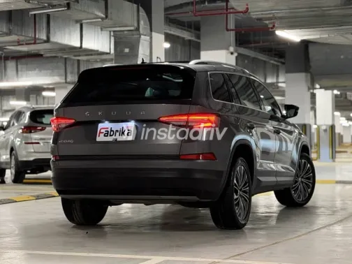 Skoda Kodiaq 2023 Gray Automatic Used for Sale in Cairo - 3