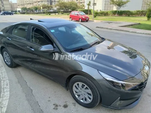 Hyundai Elantra 2021 Gray Automatic Used for Sale in Nasr city - 4
