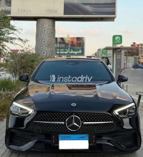 Mercedes C 180 2023 Black Automatic Used for Sale in Greater Cairo ( Cairo + Giza) - 6