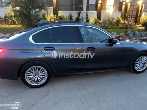 بي ام دبليو 320 2020 رمادي أوتوماتيك مستعملة للبيع في القاهرة الكبرى ( القاهرة - الجيزة) - 1