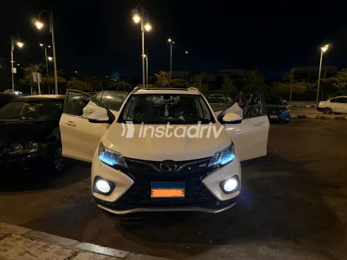 Soueast DX5 2021 White Automatic Used for Sale in Greater Cairo ( Cairo + Giza) - 4