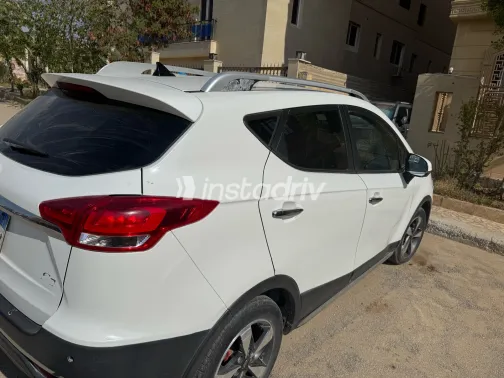 Jac S3 2019 White Automatic Used for Sale in Greater Cairo ( Cairo + Giza) - 2