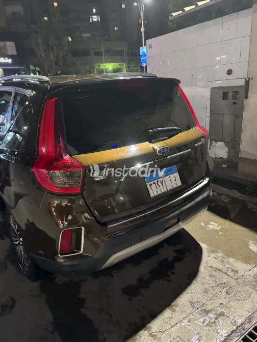 Geely Emgrand X7 2020 Brown Automatic Used for Sale in Greater Cairo ( Cairo + Giza) - 4