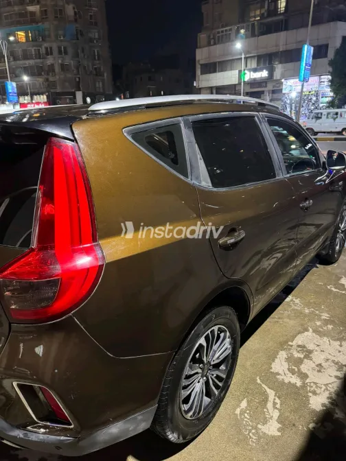 Geely Emgrand X7 2020 Brown Automatic Used for Sale in Greater Cairo ( Cairo + Giza) - 7