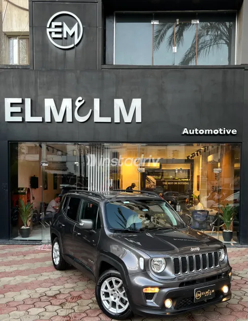 Jeep Renegade 2020 Gray Automatic Used for Sale in Greater Cairo ( Cairo + Giza) - 3