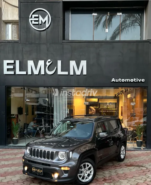 Jeep Renegade 2020 Gray Automatic Used for Sale in Greater Cairo ( Cairo + Giza) - 4
