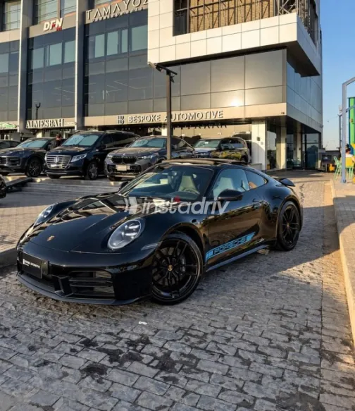Porsche Carrera 2025 Black Automatic Used for Sale in Cairo - 1