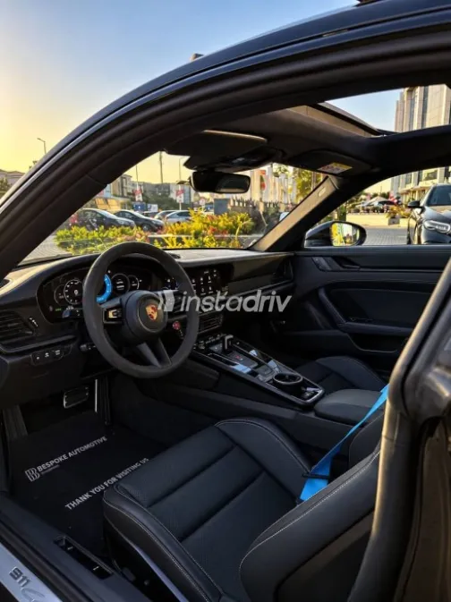 Porsche Carrera 2025 Black Automatic Used for Sale in Cairo - 5