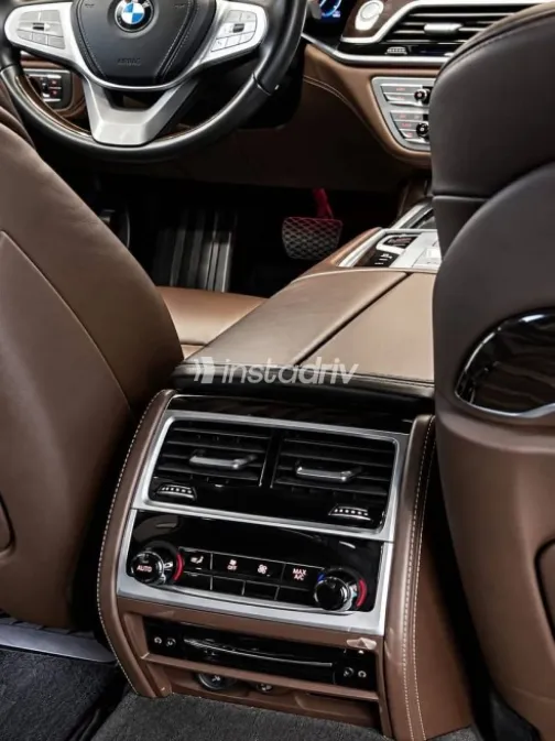 BMW 730 2021 Gray Automatic Used for Sale in Cairo - 7
