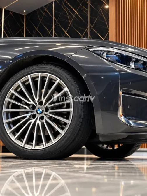 BMW 730 2021 Gray Automatic Used for Sale in Cairo - 9
