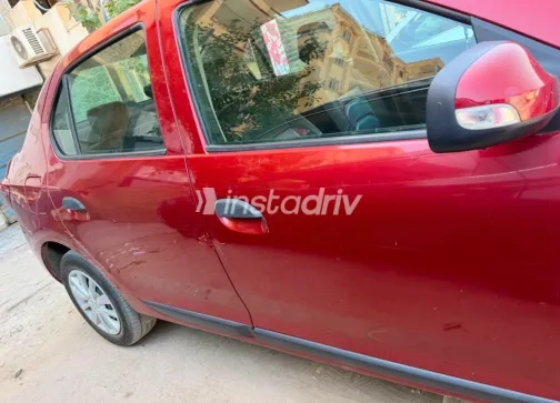 Renault Logan 2021 White Automatic Used for Sale in Greater Cairo ( Cairo + Giza) - 2