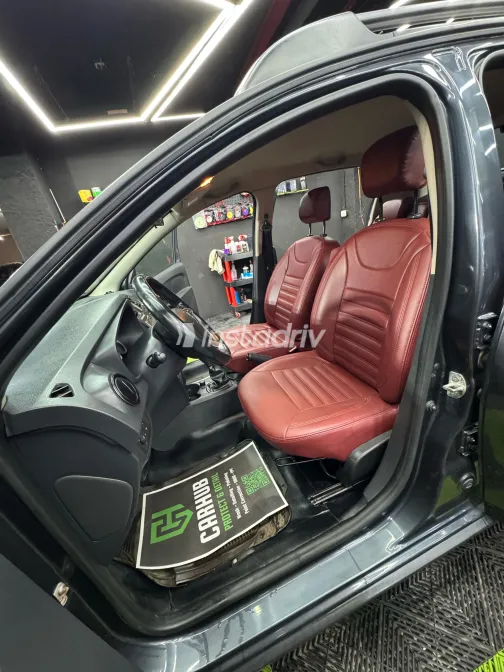 Renault Sandero 2019 Gray Automatic Used for Sale in Greater Cairo ( Cairo + Giza) - 3