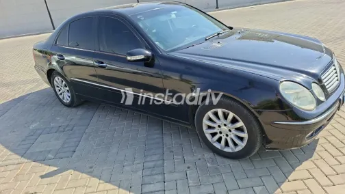 Mercedes E 320 2003 Black Automatic Used for Sale in Greater Cairo ( Cairo + Giza) - 5