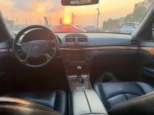 Mercedes E 320 2003 Black Automatic Used for Sale in Greater Cairo ( Cairo + Giza)