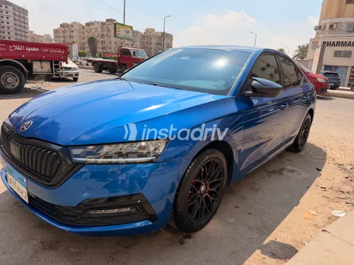 سكودا اوكتافيا A8 2022 أزرق أوتوماتيك مستعملة للبيع في القاهرة الكبرى ( القاهرة - الجيزة) - 4