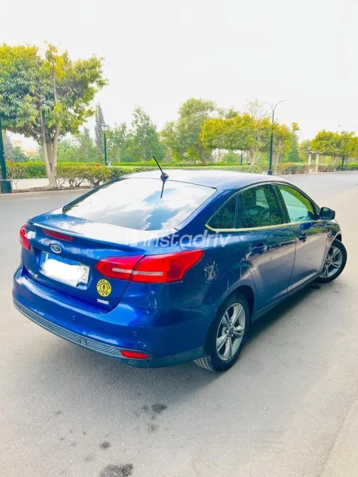 Ford Focus 2018 Blue Automatic Used for Sale in Greater Cairo ( Cairo + Giza) - 7