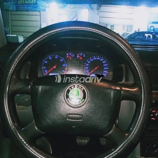 Skoda Octavia A4 2000 Silver Automatic Used for Sale in Greater Cairo ( Cairo + Giza) - 7