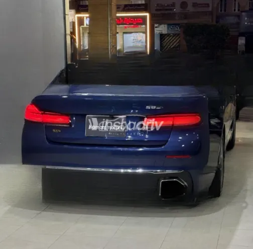 BMW 520 2023 Dark Blue Automatic Used for Sale in Damietta - 2