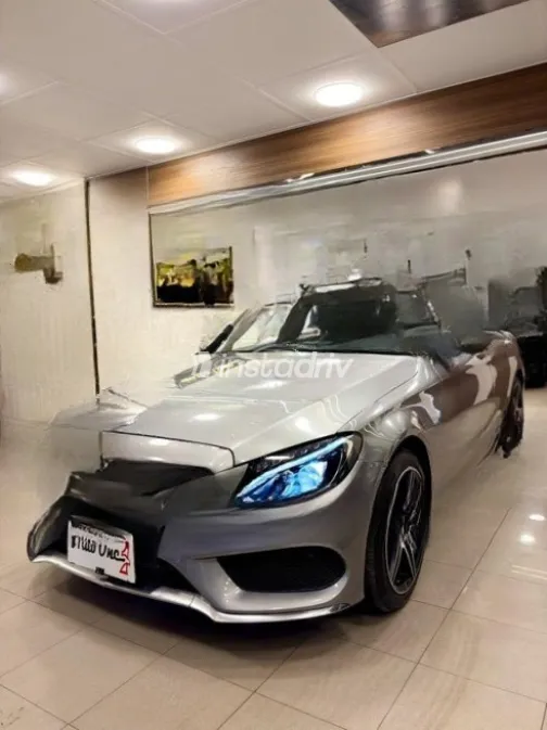 Mercedes C 180 2015 Gray Automatic Used for Sale in Heliopolis - 2