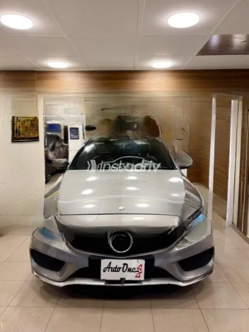 Mercedes C 180 2015 Gray Automatic Used for Sale in Heliopolis - 3
