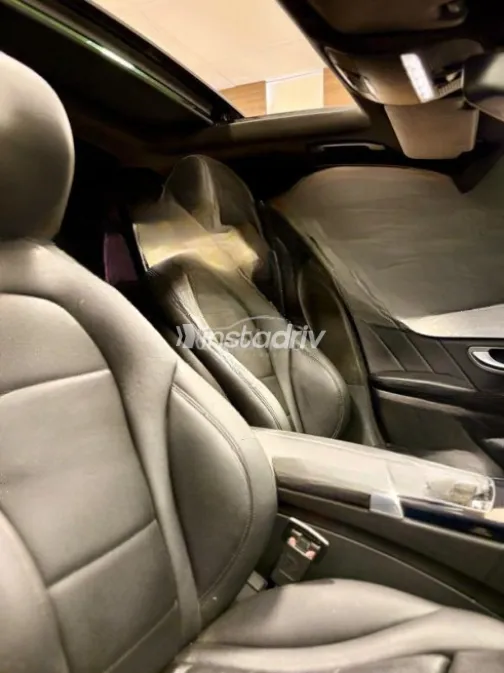 Mercedes C 180 2015 Gray Automatic Used for Sale in Heliopolis - 10
