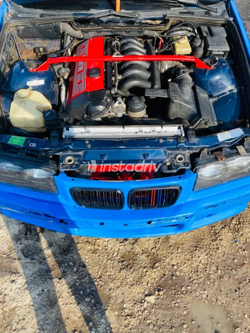 BMW 318 1992 Blue Manual Used for Sale in Greater Cairo ( Cairo + Giza) - 1