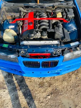 BMW 318 1992 Blue Manual Used for Sale in Greater Cairo ( Cairo + Giza)
