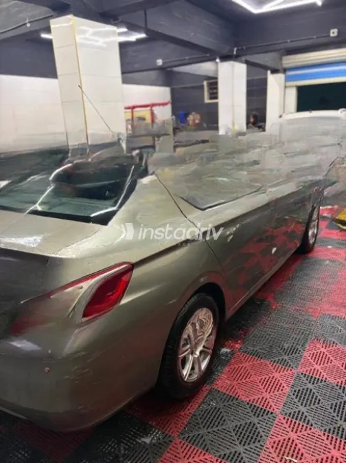 Peugeot 301 2015 Gold Automatic Used for Sale in El Qanater El Khayreya - 5
