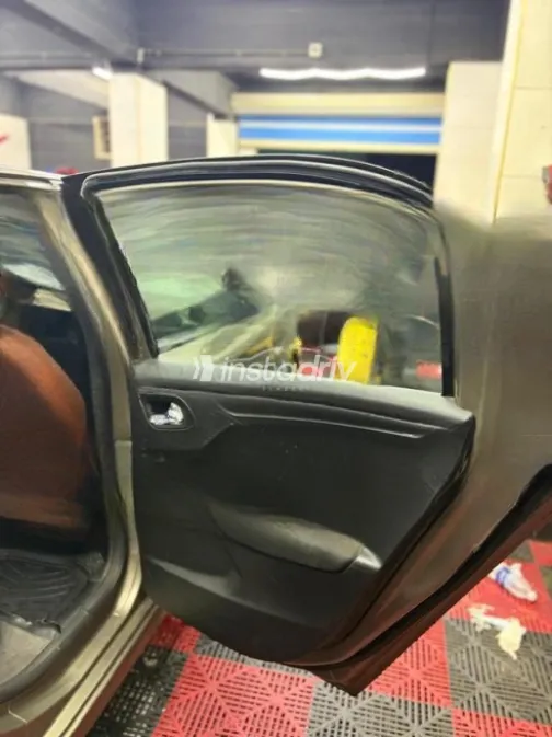 Peugeot 301 2015 Gold Automatic Used for Sale in El Qanater El Khayreya - 6