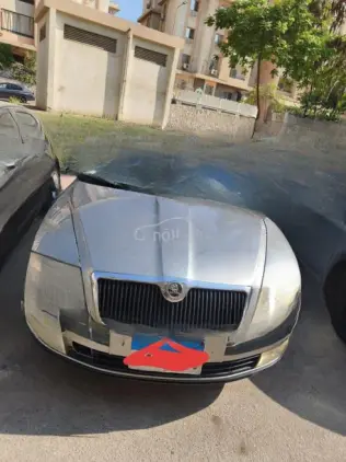 سكودا اوكتافيا A5 2009 برونزي أوتوماتيك مستعملة للبيع في القاهرة