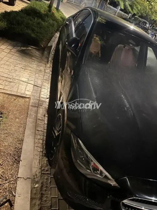 مرسيدس 180 2023 أسود أوتوماتيك مستعملة للبيع في مدينة الشيخ زايد - 3