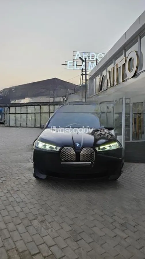 BMW IX 2022 Black Automatic Used for Sale in Sheikh Zayed City - 2