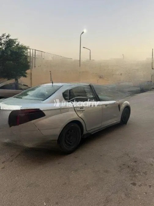 Brilliance FSV 2011 Silver Automatic Used for Sale in Cairo - 3