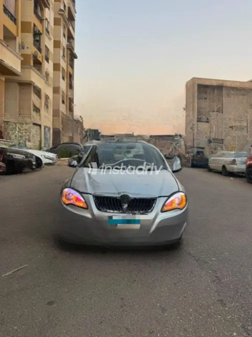 Brilliance FSV 2011 Silver Automatic Used for Sale in Cairo - 5