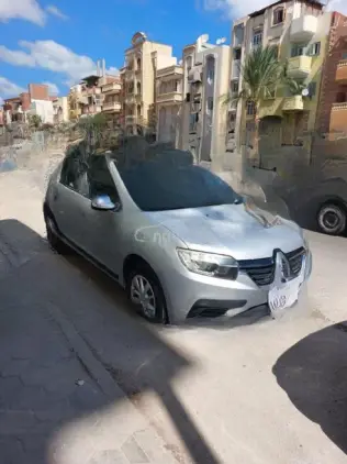Renault Logan 2017 Gray Automatic Used for Sale in Damietta