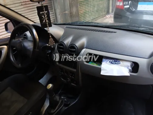 Renault Sandero 2011 Dark Gray Manual Used for Sale in Greater Cairo ( Cairo + Giza) - 9