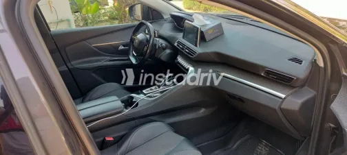 Peugeot 5008 2021 Dark Gray Automatic Used for Sale in Greater Cairo ( Cairo + Giza) - 3